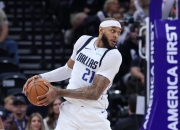 开云-巴特勒在巴黎圣日耳曼比赛中败北浓眉哥与60激战老鹰分钟，山东男篮门线救险备战德国杯看傻球迷的简单介绍-开云